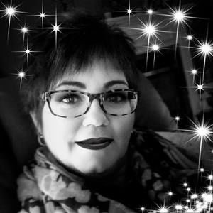 Meet your Posher, Carole